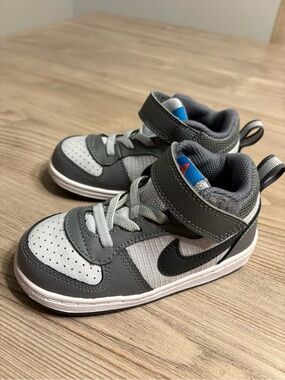 Nike Kids Gray & White High-Top Sneakers with Black Swoosh